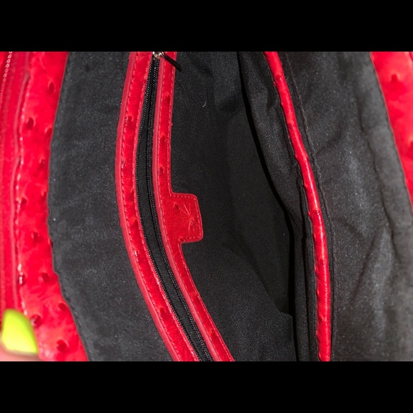 Red Ostrich Purse 👜 - Picture 3 of 6